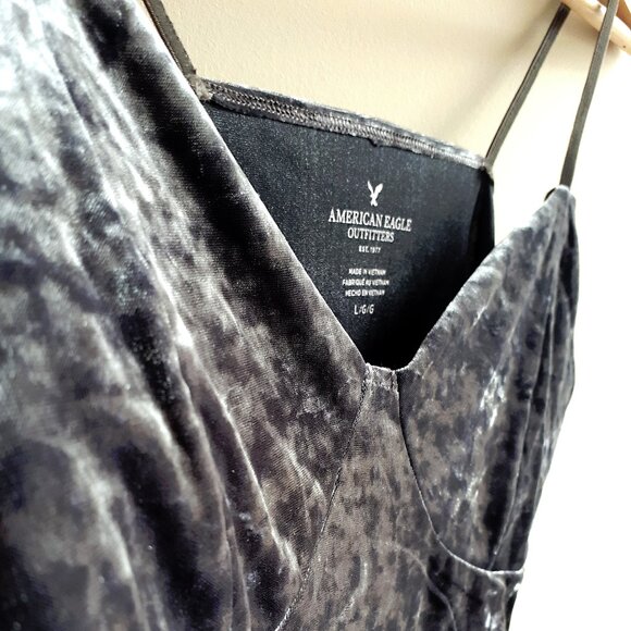 AMERICAN EAGLE Velvet Camisole Top in Deep Midnight Violet with Silver Sheen - Picture 3 of 16